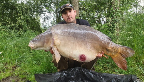 A 57 lb carp from Old Oaks, Jun 2021
