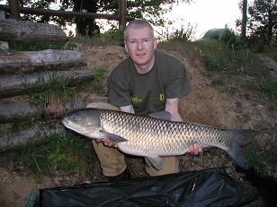 A 21 lb 8 oz carp from Old Oaks, Apr 2007