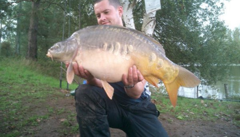 A 25 lb carp from Old Oaks, Oct 2006