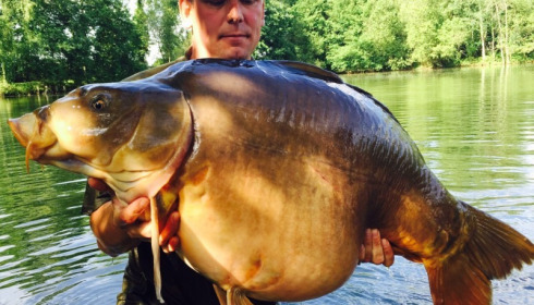 A 53 lb 10 oz carp from Old Oaks, Kevin Cox, Jun 2015