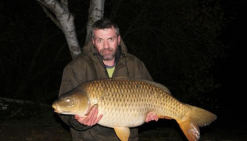 A carp from Old Oaks, Mr Neales & Mr Markham, Mar 2011