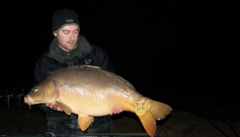 A carp from Old Oaks, Mr Neales & Mr Markham, Mar 2011