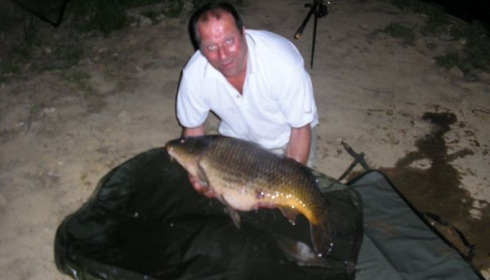 A 36 lb 12 oz carp from Old Oaks, pb !, Jun 2006