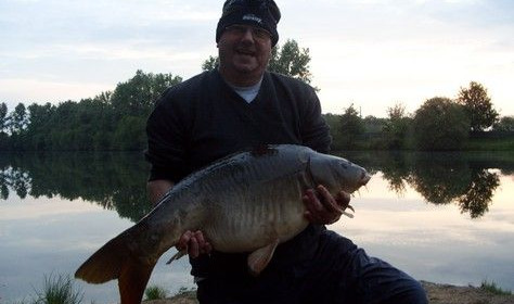 A 25 lb 4 oz carp from Old Oaks, Jun 2009