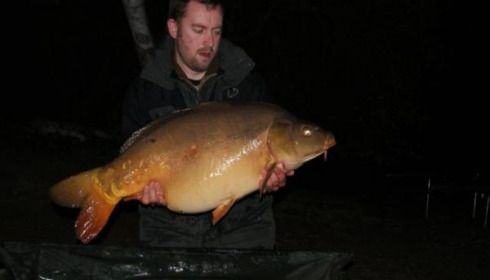 A carp from Old Oaks, Mr Neales & Mr Markham, Jan 2011
