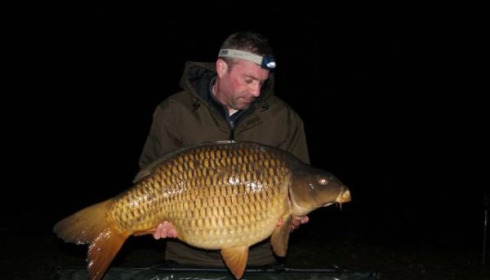 A carp from Old Oaks, Mr Neales & Mr Markham, Mar 2011