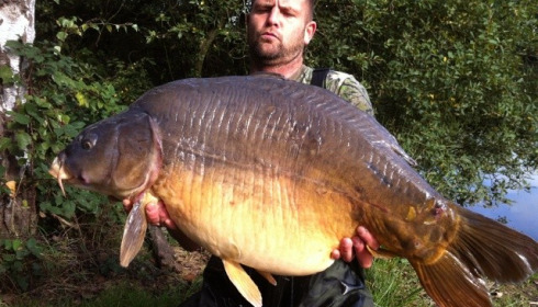 A 42 lb carp from Old Oaks, Derek Thompson, Oct 2013
