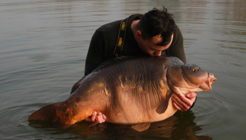 A 65 lb 1 oz carp from Old Oaks, James Litchfield, Nov 2021