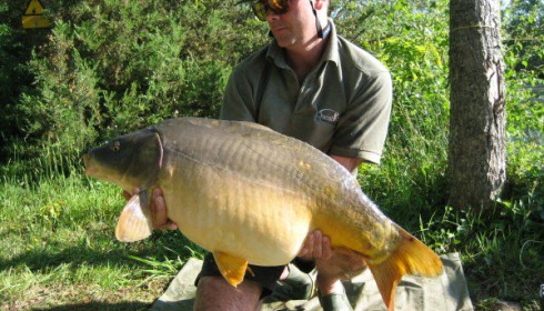 A 35 lb 6 oz carp from Old Oaks, David Keep, Apr 2007
