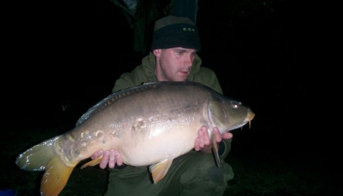 A 25 lb carp from Old Oaks, Oct 2006