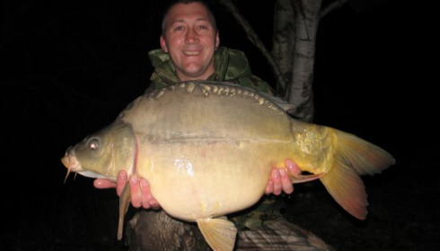 A 23 lb 8 oz carp from Old Oaks, Darrin , Mar 2006