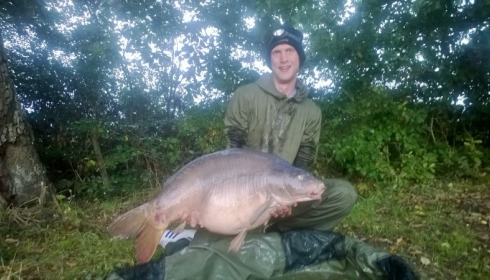 A 42 lb carp from Old Oaks, M Hughes, Oct 2013