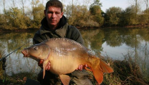 A 20 lb carp from Old Oaks, Nov 2006