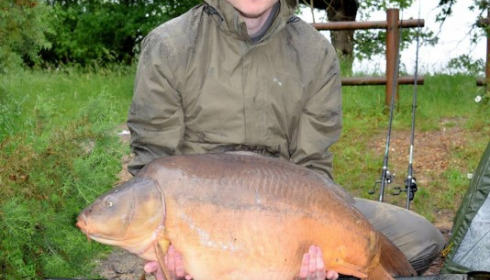 A 53 lb carp from Old Oaks, Matthew John Rhodes, May 2016