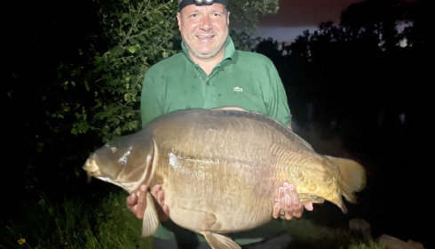 A 47 lb 8 oz carp from Old Oaks, Mark Gaylard, May 2022