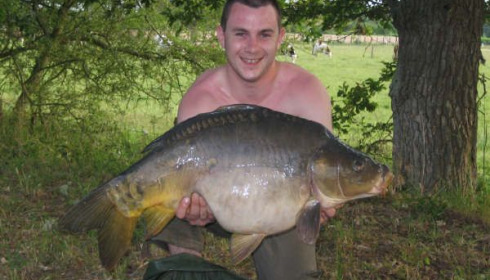 A 31 lb carp from Old Oaks, Jun 2006