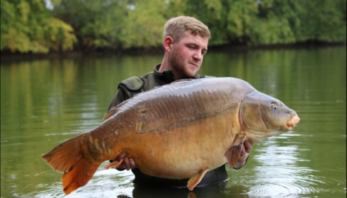 A 53 lb carp from Old Oaks, Tyrone Collins, Oct 2019