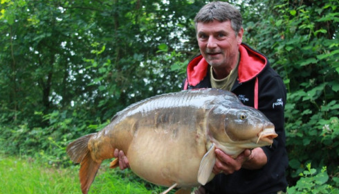 A 52 lb 12 oz carp from Old Oaks, Norman, Jul 2016
