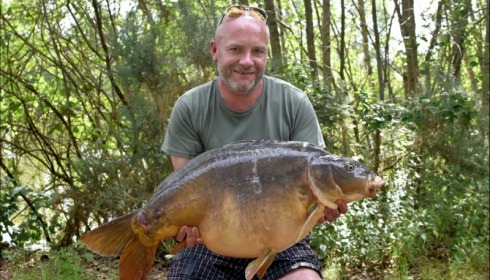 A 42 lb 9 oz carp from Old Oaks, Gary Rice, Jun 2018