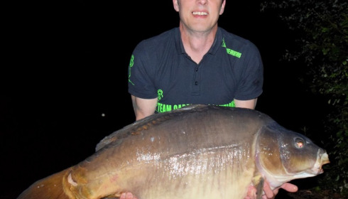 A 48 lb carp from Old Oaks, Scott Fyles, May 2016