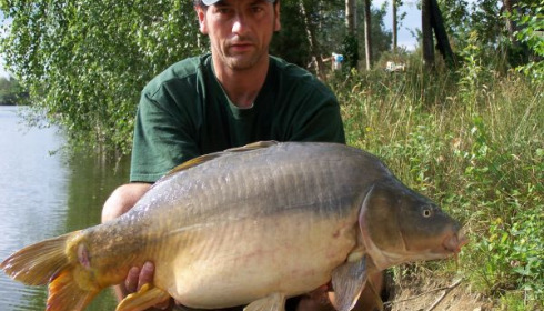 A 26 lb carp from Old Oaks, Aug 2006