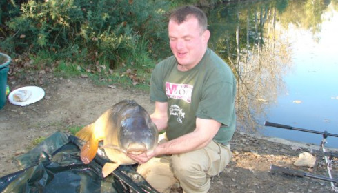 A 32 lb carp from Old Oaks, Oct 2007