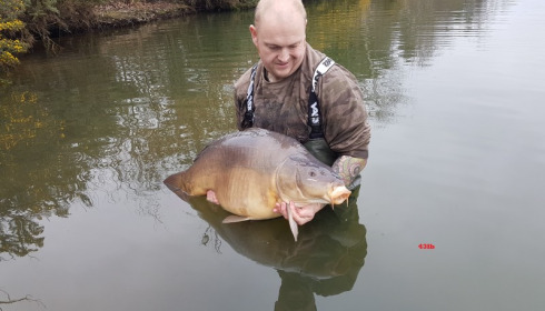 A 43 lb carp from Old Oaks, Alan Pugh's Party, Mar 2017