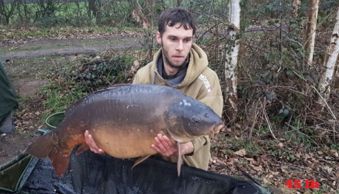 A 45 lb carp from Old Oaks, Alan Pugh's Party, Mar 2017
