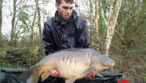 A 38 lb carp from Old Oaks, Alan Pugh's Party, Mar 2017