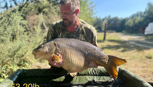 A 53 lb 2 oz fish from Old Oaks, Sep 2021