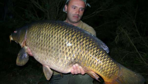 A 40 lb 12 oz carp from Old Oaks, Ade Storer, Sep 2010
