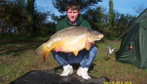 A 32 lb 8 oz carp from Old Oaks, May 2006