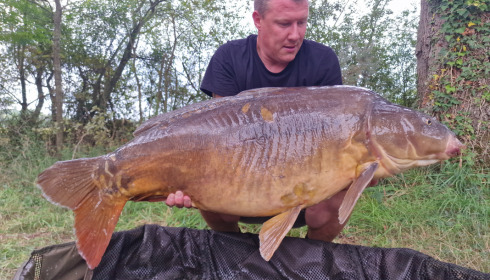 A 49 lb fish from Old Oaks, Aug 2023