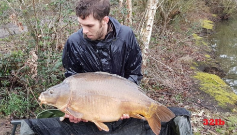 A 32 lb carp from Old Oaks, Alan Pugh's Party, Mar 2017