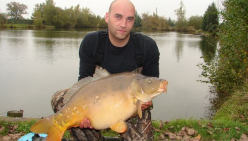 A 30 lb 9 oz carp from Old Oaks, Oct 2007