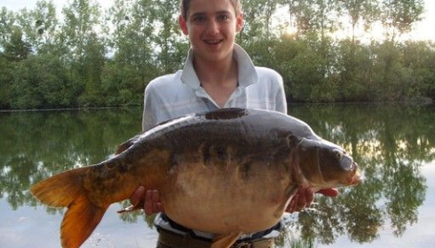 A 32 lb 8 oz carp from Old Oaks, Jun 2009