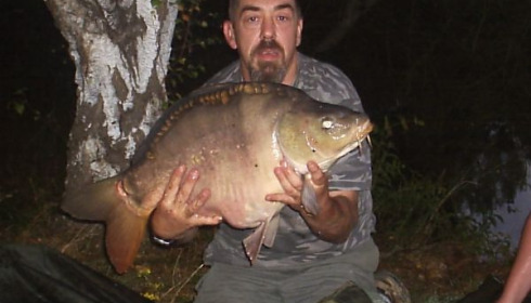A 26 lb carp from Old Oaks, Sep 2006