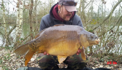 A 25 lb carp from Old Oaks, Alan Pugh's Party, Mar 2017