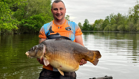 A 46 lb 8 oz carp from Old Oaks, Viorel Manea, May 2023