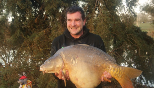 A 43 lb 14 oz carp from Old Oaks, P Menear, Mar 2012