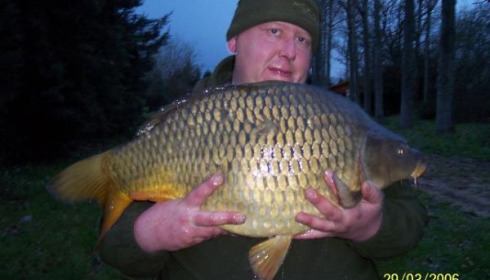 A 27 lb carp from Old Oaks, Mar 2007