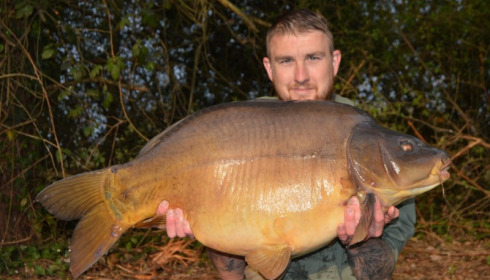 A 36 lb carp from Old Oaks, Apr 2015