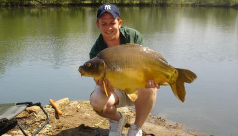 A 31 lb carp from Old Oaks, May 2006