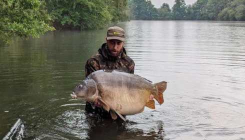 A 62 lb fish from Old Oaks, Mirror, May 2022