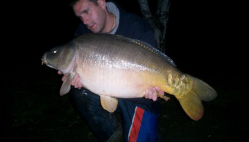 A 26 lb carp from Old Oaks, Oct 2006