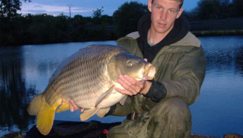 A 28 lb 12 oz carp from Old Oaks, May 2006
