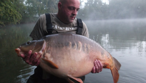 A 52 lb 12 oz carp from Old Oaks, P Muzzuka, Oct 2013