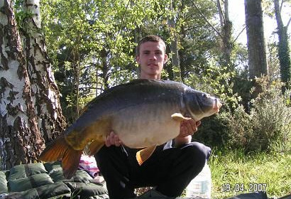 A 34 lb 4 oz carp from Old Oaks, Apr 2007