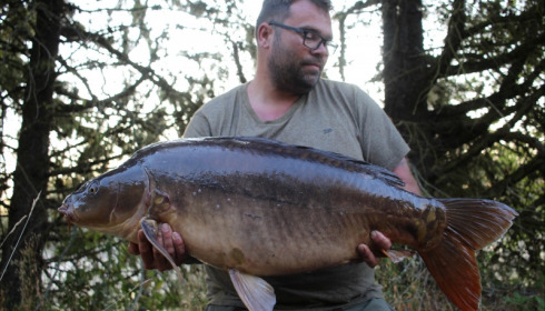 A 38 lb 12 oz carp from Old Oaks, Stewart Cliff, Jul 2019