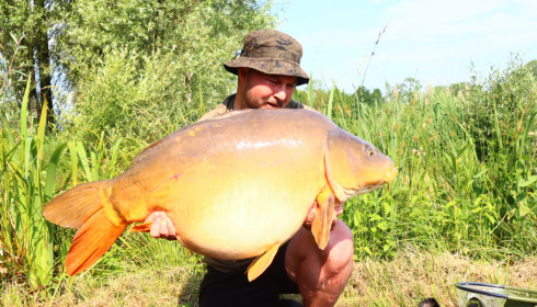 A 52 lb 12 oz fish from Ragon, mirror, Jun 2023